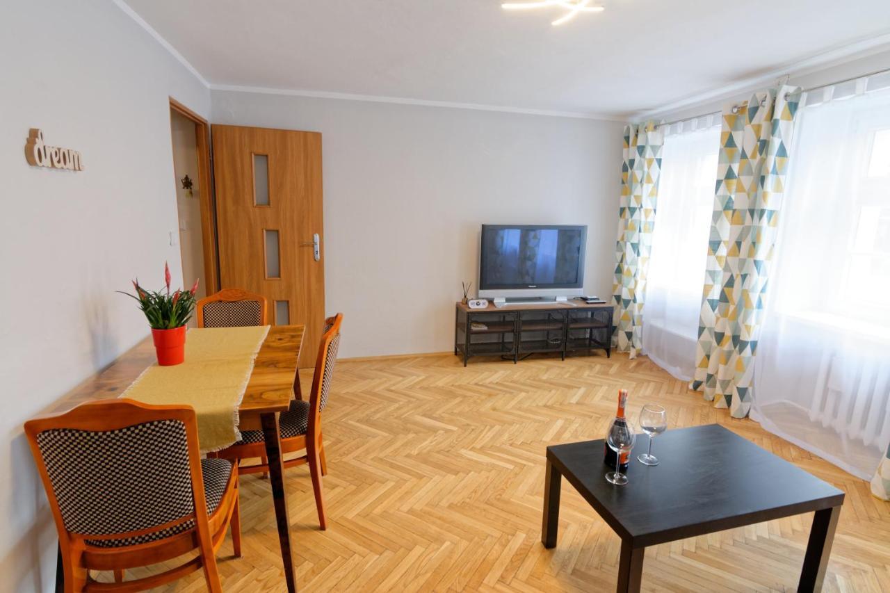 브로츠와프 Apartament Pod Krasnalem Wroclovkiem 아파트 외부 사진